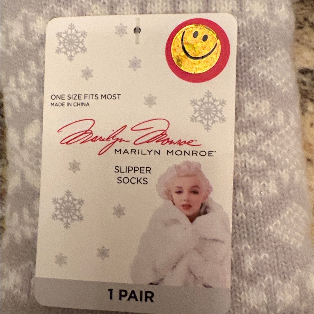 NWT Bundle - Picture 3 of 6
